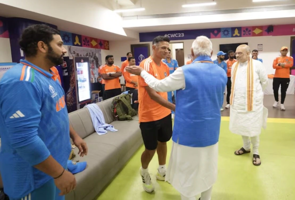 pm modi visits dressing room
